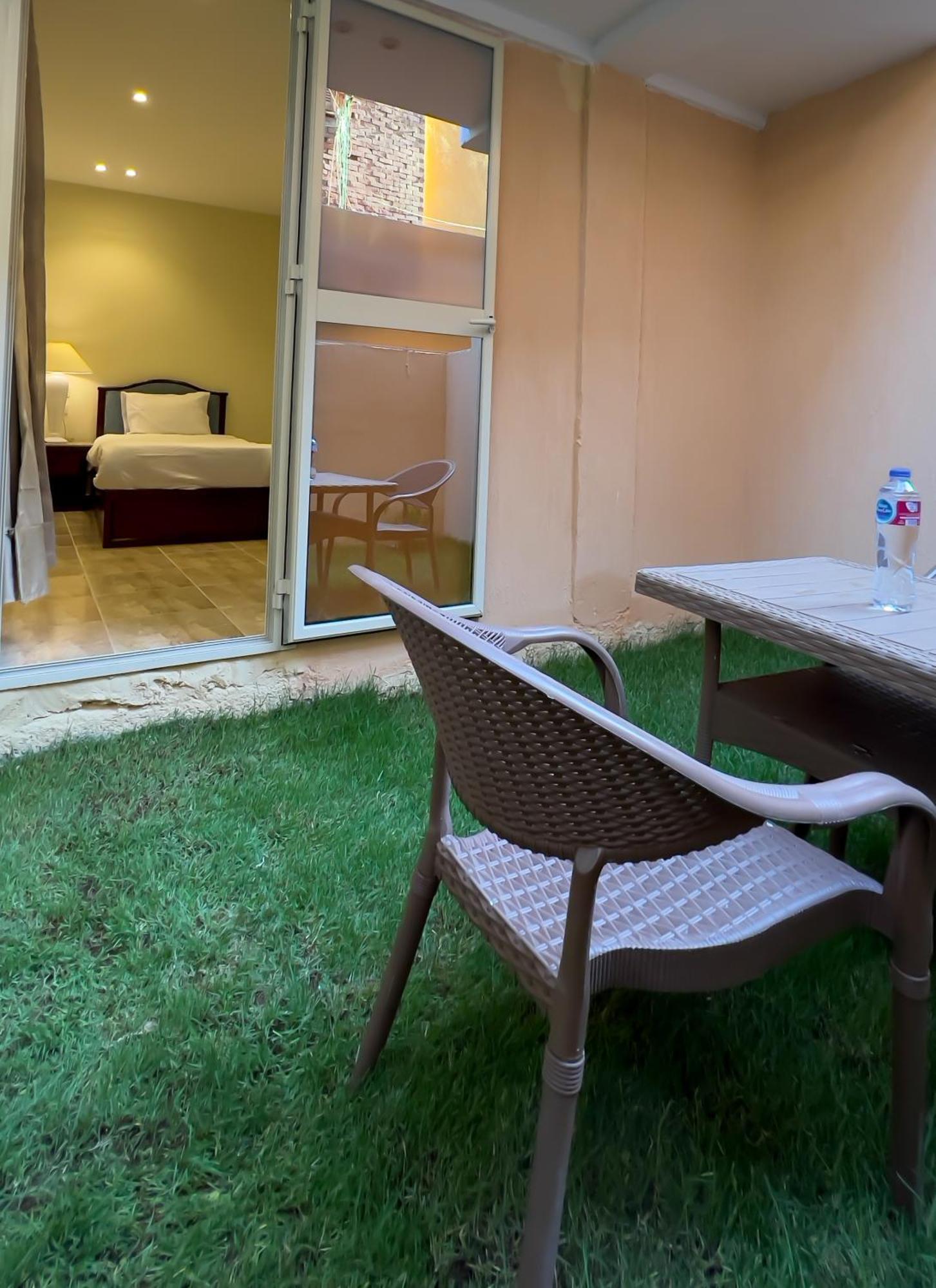 Pyramids Glory Inn Kafrat al Jabal Exterior foto