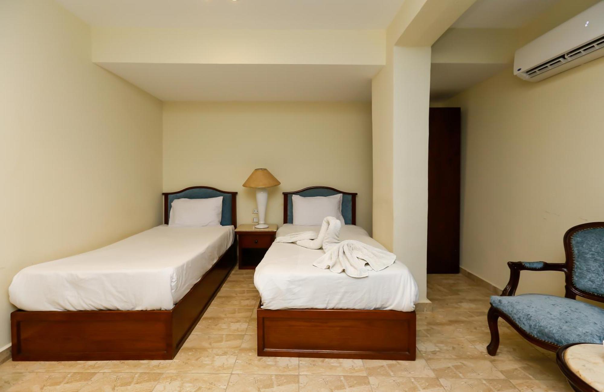 Pyramids Glory Inn Kafrat al Jabal Exterior foto